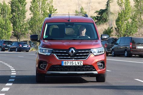 Prueba Renault Kangoo Combi Techno Blue Dci Cv Motormundial