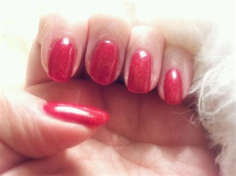 Few Simple Steps For Making Your Own Shellac Nails At Home Shellac