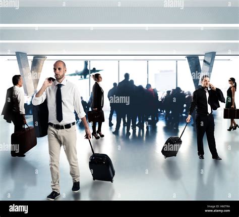 Busy Airport Terminal Hi Res Stock Photography And Images Alamy