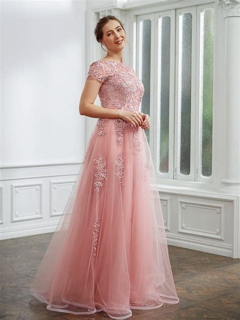 A Line Princess Tulle Applique Bateau Short Sleeves Floor Length