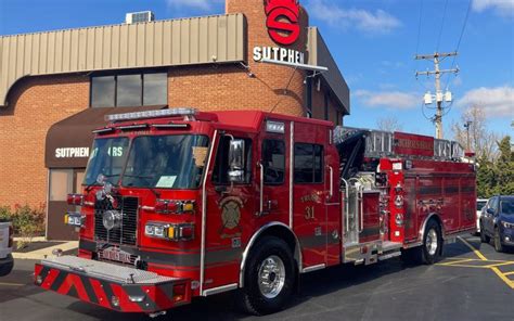 SL 75 Nichols Hills Fire Department OK Sutphen Corporation Fire