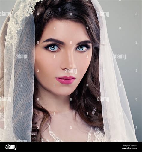 Bride Face Closeup Hi Res Stock Photography And Images Alamy