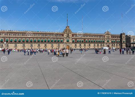 El Zocalo in Mexico City with the National Palace Editorial Image ...