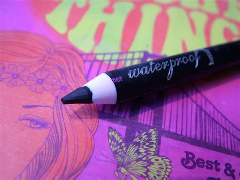 Отзывы на косметику Бенефит в наборе Do the Bright Thing от Benefit ...