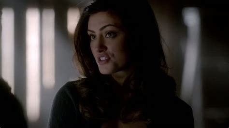 Naked Phoebe Tonkin Unknown In The Vampire Diaries