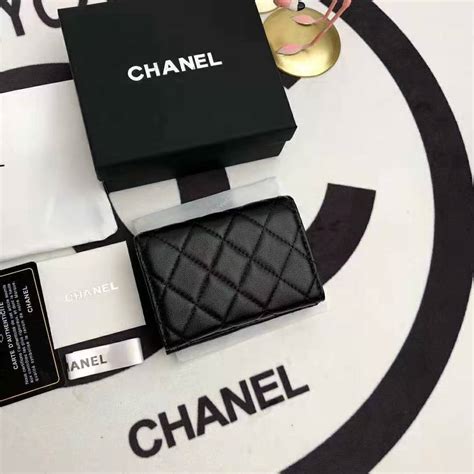 Chanel Women Classic Card Holder In Grained Calfskin And Gold Tone Metal