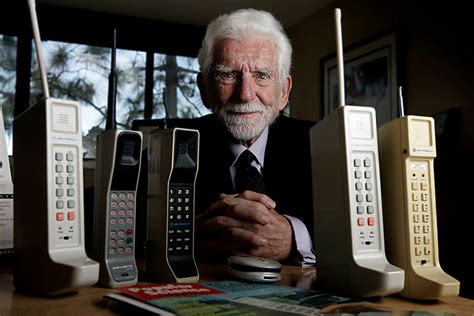 Meridianos Conoce A Marty Cooper El Inventor Del Tel Fono M Vil