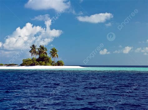 A Remote Desert Island In The Maldives In The Indian Ocean Photo