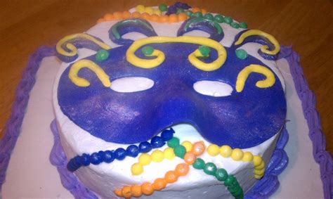 Mardi Gras Mask - CakeCentral.com