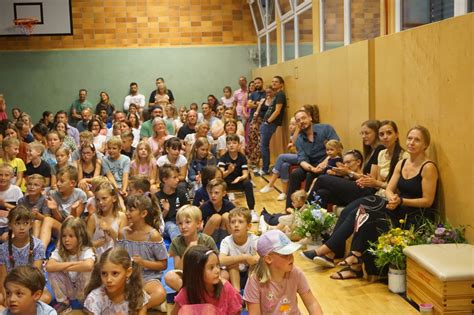 Endlich Wieder Schulfest Volksschule St Ulrich Bei Steyr