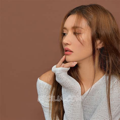 Son Ce Cashmere Nude H Ng T Velvet Lip Tint Son