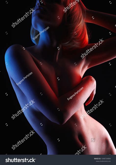 Nude Woman Bob Hair Naked Blonde Stock Photo 1048734890 Shutterstock