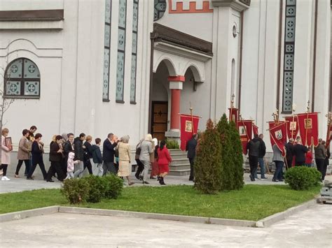 Saborni Hram U Zvorniku Proslavio Krsnu Slavu Malu Gospojinu Radio Osvit