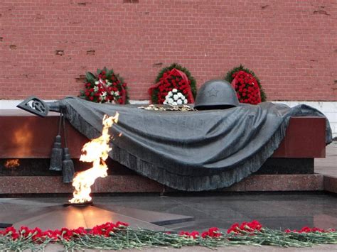 Город-герой Москва - Карта героев