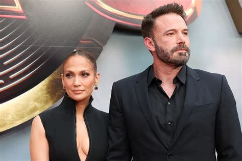 Jennifer Lopez Is Divorcing Ben Affleck After Two Years Here Are Your