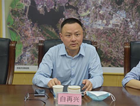 许淞会见岳阳楼区委副书记、区长白再兴一行