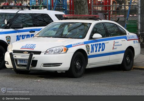 Einsatzfahrzeug NYPD Manhattan Patrol Borough Manhattan North