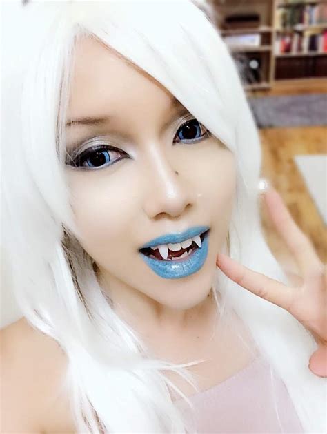 Canine fangs tutorial | Cosplay Amino