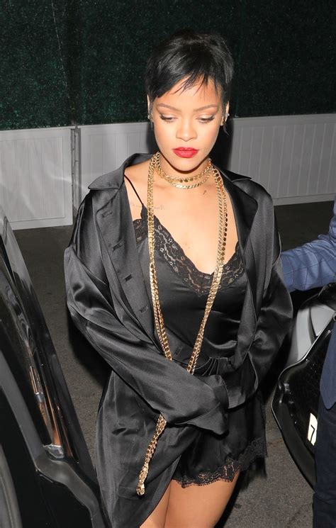 Rihanna Gorgeous In Sexy Outfit Hot Celebs Home