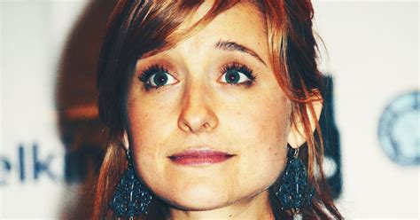 All About Smallville Actress Allison Mack Role In Sex Cult