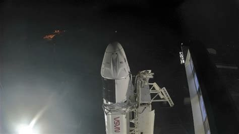 Crew Access Arm Retracts Commercial Crew Program