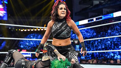 Bayley Re Signe Avec La WWE Catch Newz