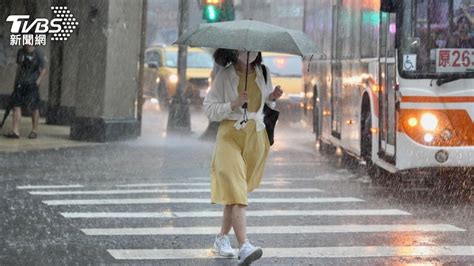 快訊／雨彈來了！4縣市「豪雨特報」 12縣市下大雨