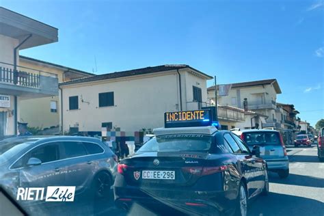 Incidente Stradale Questa Mattina In Via Martiri Delle Fosse Reatine