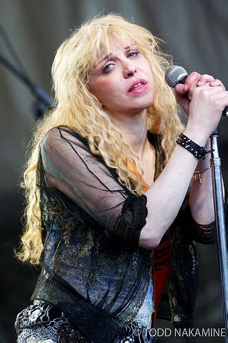 Courtney Love Live Promoting Holes New Album Nobodys Daughter 2010