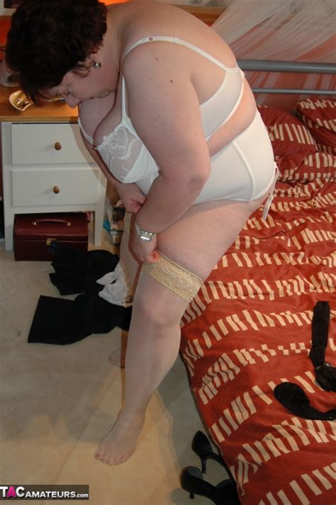 British BBW Chris G Dons A Big Hat In Her Underthings And Nylons CoedCherry