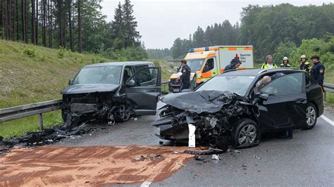 Frontalzusammensto Auf Der Starnberger Westumfahrung Drei Schwerverletze