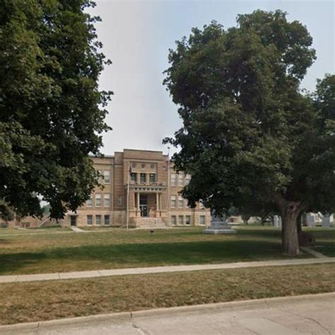 Osceola County Courthouse (Iowa) in Sibley, IA (Google Maps)