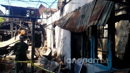 Cerita Korban Kebakaran Di Pasar Raya Padang Nyaris Ditimpa Kayu Hanya