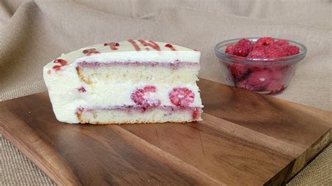 White Chocolate Mousse Cake With Raspberries YouTube