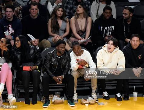 Kevin Hart and his son Hendrix Hart attend the of Los Angeles Lakers