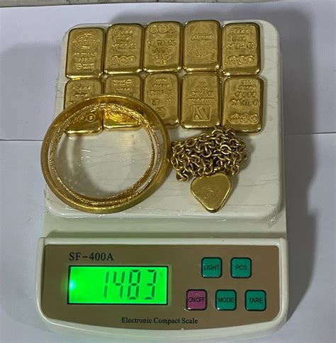 Mumbai Gold Worth Rs 5 Cr Seized 8 Passengers Arrested By Customs In