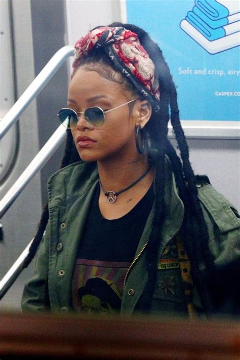 Pin By Carmenjimcas On Rihanna Faux Locs Hairstyles Rihanna Riri