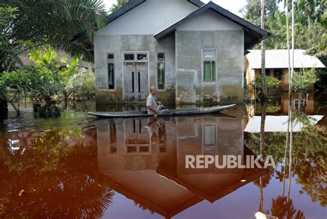 Banjir Rendam Rumah Warga Di Aceh Barat Republika Online