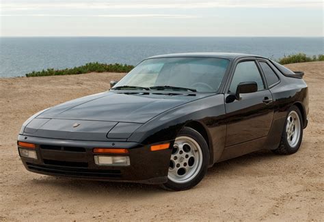 1985 Porsche 944 Turbo - specifications, photo, price, information, rating