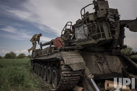 Photo: A Destroyed Ukrainian 2S7 Pion Tank Lies in a Field East of ...