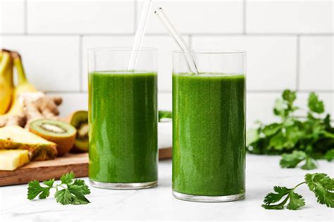 Cilantro Smoothie Downshiftology