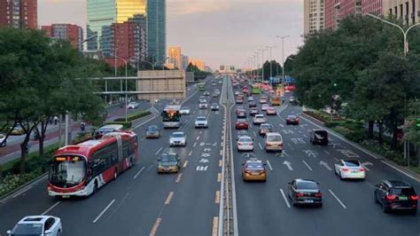 中國金融監管總局支持恢復和擴大消費 擴大汽車消費 降低消費金融成本 Anue鉅亨 大陸政經