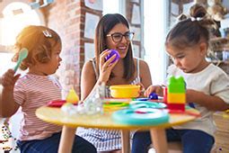 Estudia Licenciatura en educación infantil