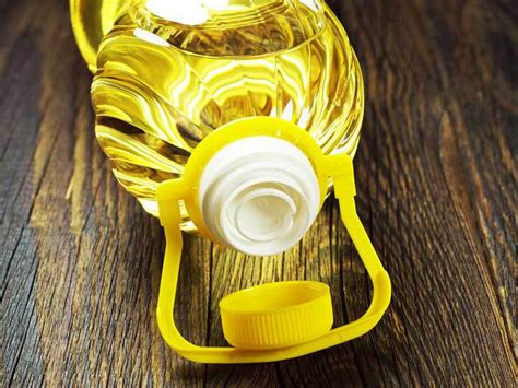 What Is Canola Oil And Is Canola Oil Bad For You