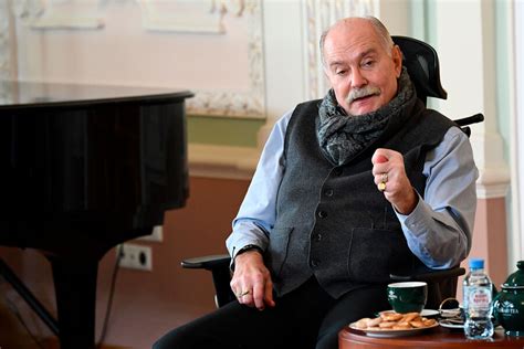 Mikhalkov Gave Advice To Artists Leaving Russia Social Bites