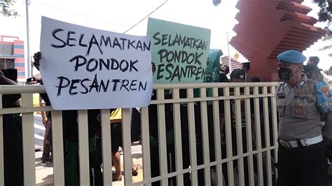 sidang gugatan yayasan amanatul ummah mojokerto ditunda