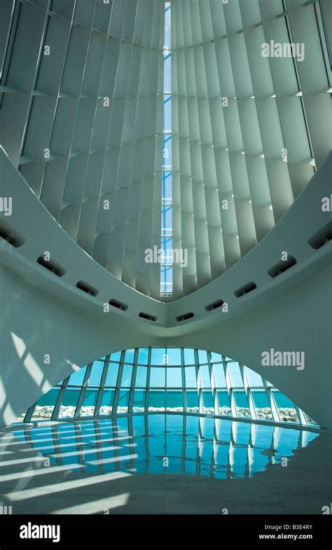 Milwaukee Art Museum Interior Stock Photo - Alamy