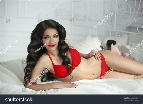 Sexy Beautiful Brunette Woman Lying White库存照片440505121 Shutterstock