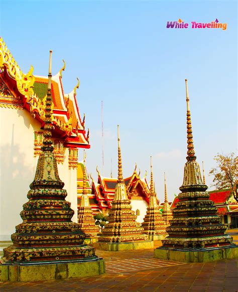 Wat Pho, a must-seen monastry in Bangkok | While Travelling