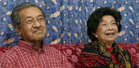 Mahathir With Siti Hasmah OHBULAN